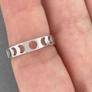 925 Sterling Silver Moon Phase Ring Size 8